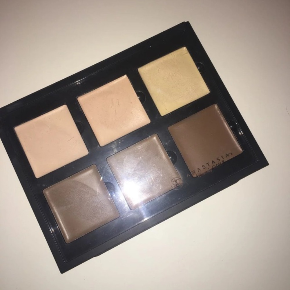 Anastasia Beverly Hills Creme Contour Kit